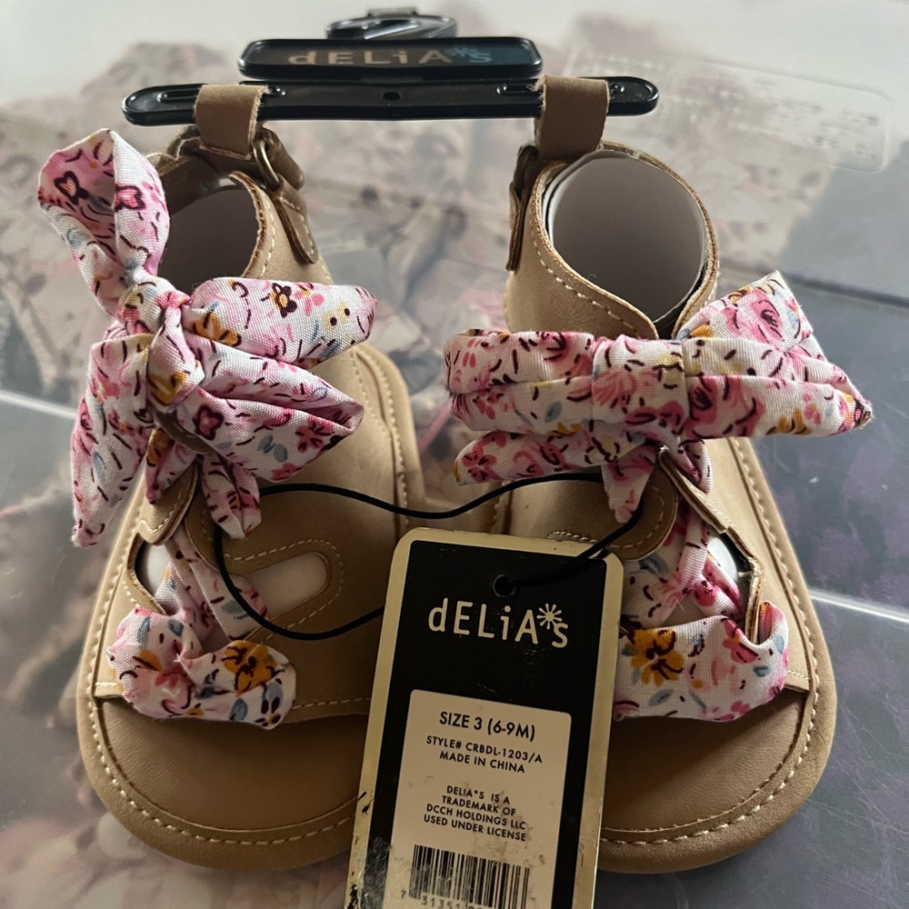 Delia’s sandals baby girl NWT